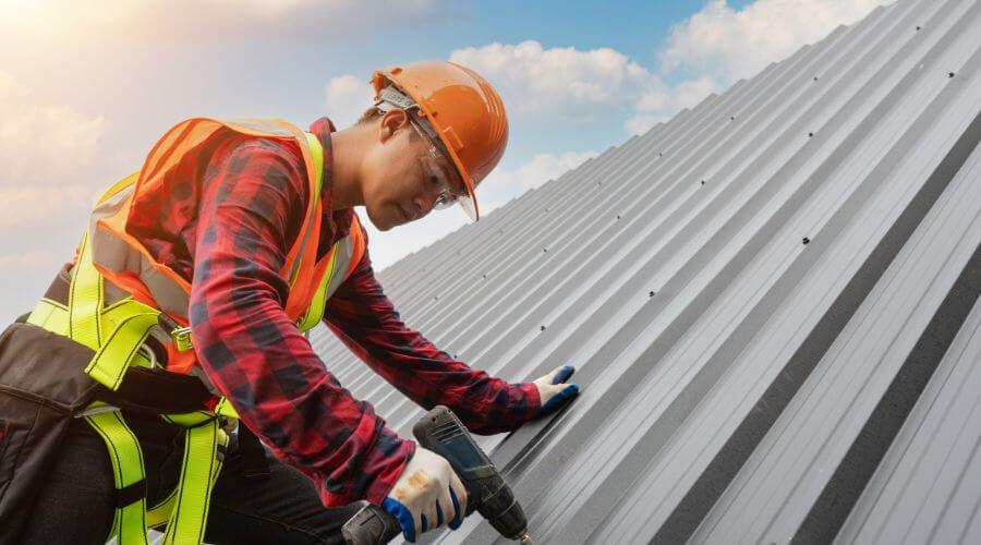 GAF roofing contractor in Saint Louis, MI